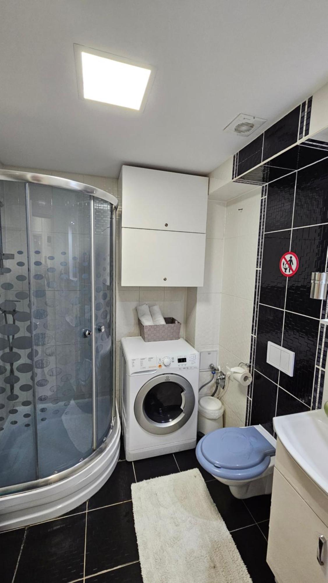 Airport Residence 3 Otopeni Bagian luar foto